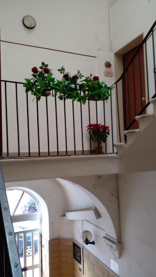 Hôtel La Rosa Rossa à Bari Extérieur photo