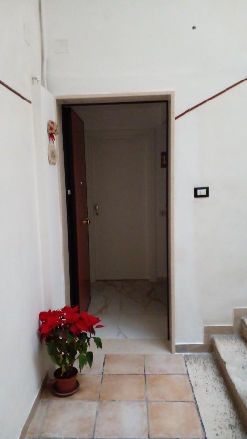 Hôtel La Rosa Rossa à Bari Extérieur photo