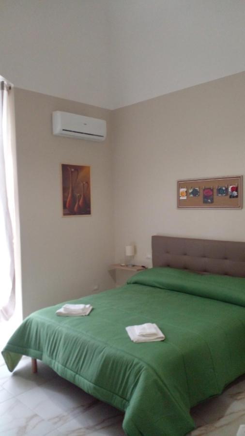 Hôtel La Rosa Rossa à Bari Extérieur photo