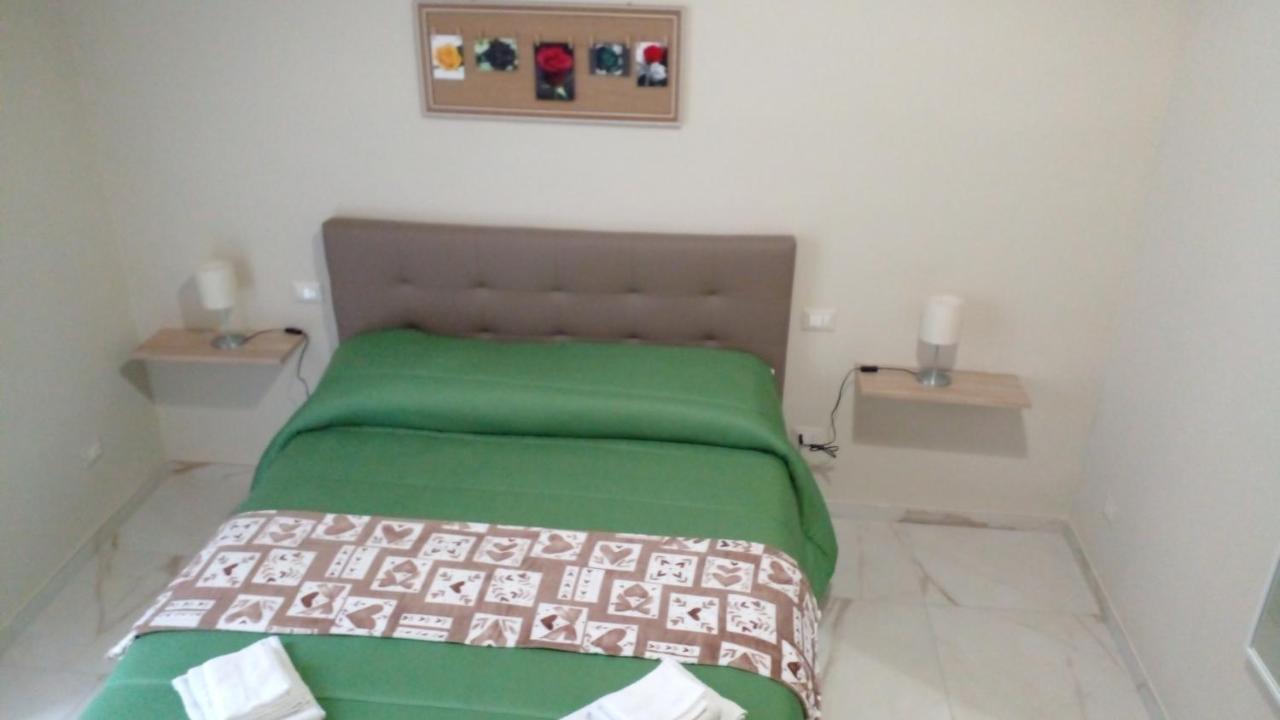 Hôtel La Rosa Rossa à Bari Extérieur photo