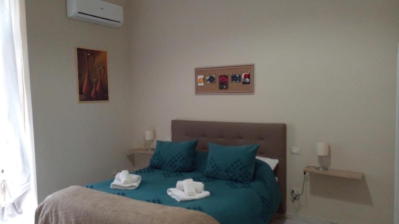 Hôtel La Rosa Rossa à Bari Extérieur photo
